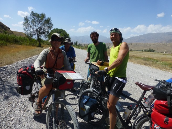 Meeting other cyclists from New Zealand and Switzerland