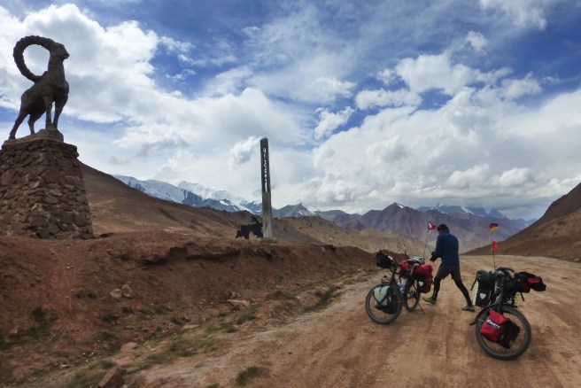 Highest point ever by bike at 4336m