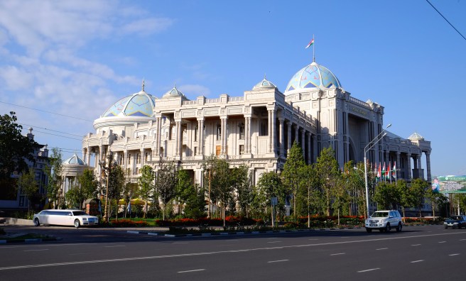 An enormous tea house