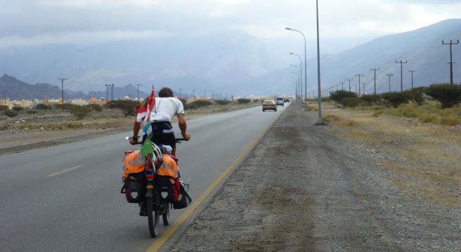 Leaving Al Rustaq after a rainy night 